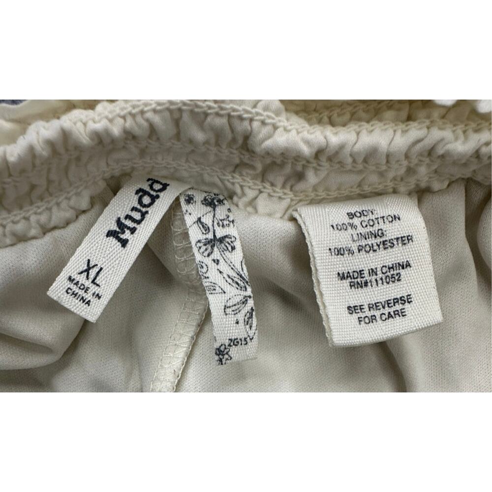 Mudd Ivory Embroidered Shorts Crochet Scallop Hem Cut Off Hot Pant Coquette XL - Picture 3 of 9